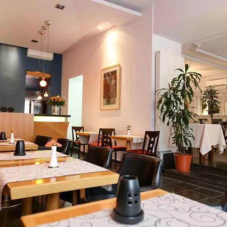 Logis Acacia Hotel Esch-sur-Alzette