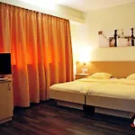 Hotel Logis Acacia