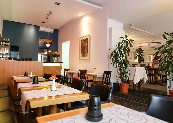 Logis Acacia Hotel Esch-Sur-Alzette